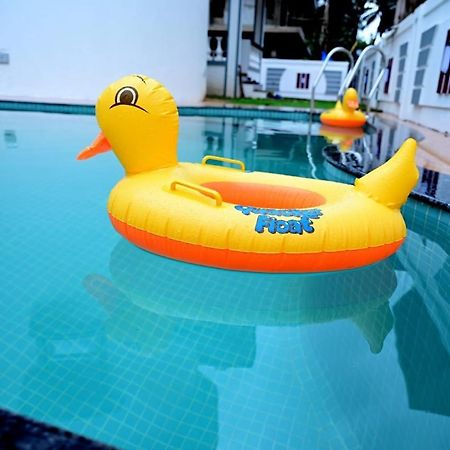 White House Villa-Private Pool Navelim Bagian luar foto