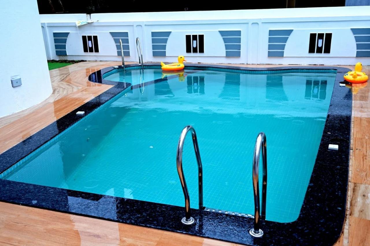 White House Villa-Private Pool Navelim Bagian luar foto