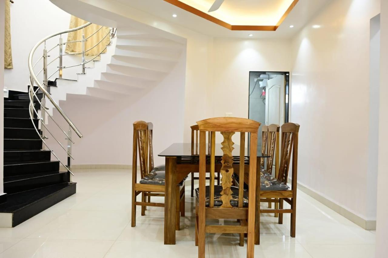 White House Villa-Private Pool Navelim Bagian luar foto